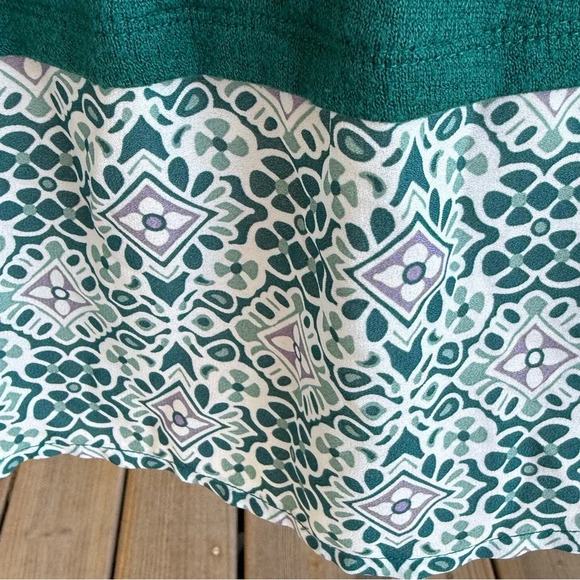 Catherines Sweater Top Faux Layered Plus Size 4X 30/32W Green With Geometric - Picture 4 of 7